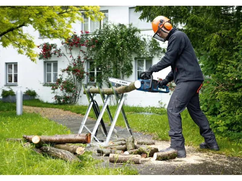 Akku-Kettensäge GKE 18V-40 Solo*Bosch Professional Best