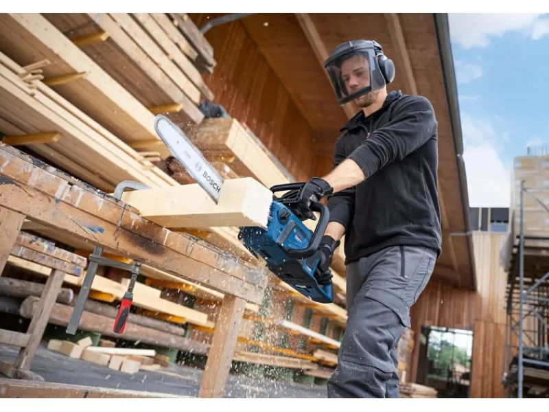 Akku-Kettensäge GKE 18V-40 Solo*Bosch Professional Best