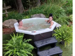 Canadian Spa Outdoor Whirlpools|Whirlpool Muskoka 188 cm x 188 cm x 73 cm