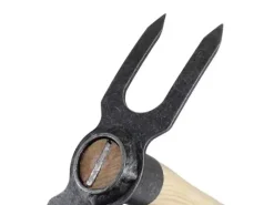 D&O Bodenbearbeitung|Gartenhandgeräte|Gerade Doppelhacke mit Holzstiel