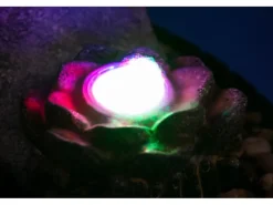 Dobar Brunnenpumpe|Zimmerbrunnen Buddha Lotusblüte in Steinoptik mit Deko-Steinen