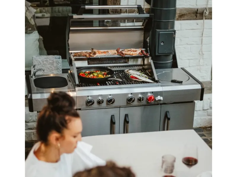 Enders Gasgrills|Gasgrill Kanasas II Pro 4 SIK Profi Turbo 4 Brenner & Seitenkocher Silber