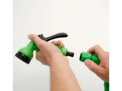 Flexibler Gartenschlauch mit Brause und Anschluss-Stück 7.5 m Grün*eyepower Clearance