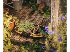 Erntekorb Plus Schwarz-Orange*Fiskars Best