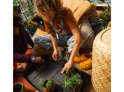 Fiskars Weitere Gartenhelfer|Pflanzmatte Faltbar 30,5 cm x 25,4 cm x 3,2 cm