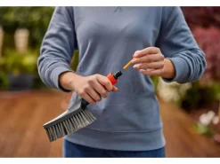 Cleansystem Handbürste Soft S mit Schlauchanschluss Anthrazit*Gardena Hot