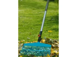 Combisystem-Komplettangebot mit Rechenbesen, Grubber, Fugenkratzer und S*Gardena