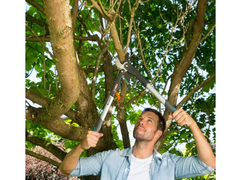 Comfort Ratschen-Astschere SmartCut bis 45 mm Schnittstärke*Gardena