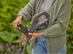 Rasentrimmer-Set EasyTrim 25/18V 2 Ah mit 18-V-P4A-Akku*Gardena New