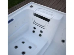 Home Deluxe Outdoor Whirlpools|Whirlpool Stream für 3 Personen 211 x 156,5 x 74,05 cm