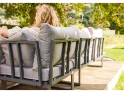 Sonnenliegen|Lounge-Gartenmöbel|Lounge-Set Lipson 3-teilig aus Akazienholz und Aluminium Grau