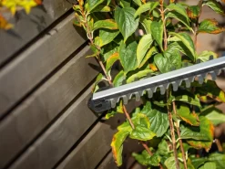 LUX Akku-Heckenschere 1 PowerSystemA-HS-20/52-24 inkl. 20 V Akku & Ladegerät*LUX-TOOLS Discount