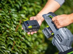 LUX Akku-Heckenschere 1 PowerSystem ZHT737-1V 2 x 20 V*LUX-TOOLS Outlet