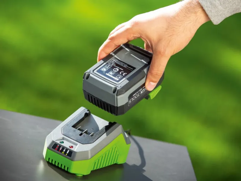 Akku-Astsäge 1 PowerSystem A-EAS-20/156 Set*LUX-TOOLS Hot