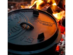 Dutch Oven FT9 Schwarz mit Standfüßen 7,5 l Ø 23,9 cm*Petromax Best