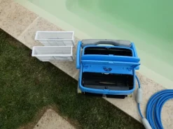 Poolroboter Orca 300 mit Kabel für Poolboden, Poolwand und Wasserlinie*CF Group Hot