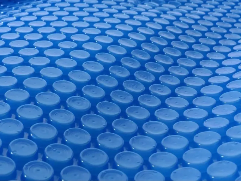 PROREGAL Pool Abdeckung|Pool-Abdeckung HxBxT 0,02x800x400cm Rechteckig 8x4M Stärke: 200 µm Wärmeplane Abdeckplane Solarplane Solarabdeckung