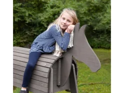 Gartenspielgeräte|Outdoor-Spielzeug|roba Spiel- & Voltigierpferd Sheddie in Grauem Massivholz mit Rückenhöhe 88,5 cm