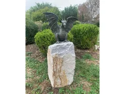 Bronze-Skulptur Drache mit Findling*Rottenecker