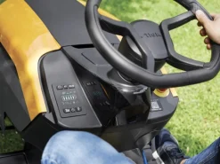 Akku-Rasentraktor Estate 584e mit 240 l Fangkorb*Stiga Discount