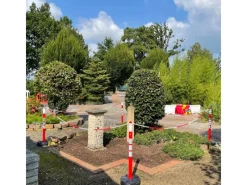 UvV Quad 4 Stück Kettenpfosten Kettenständer & 10 m Absperrkette 6mm Rot Weiß U62* Outlet