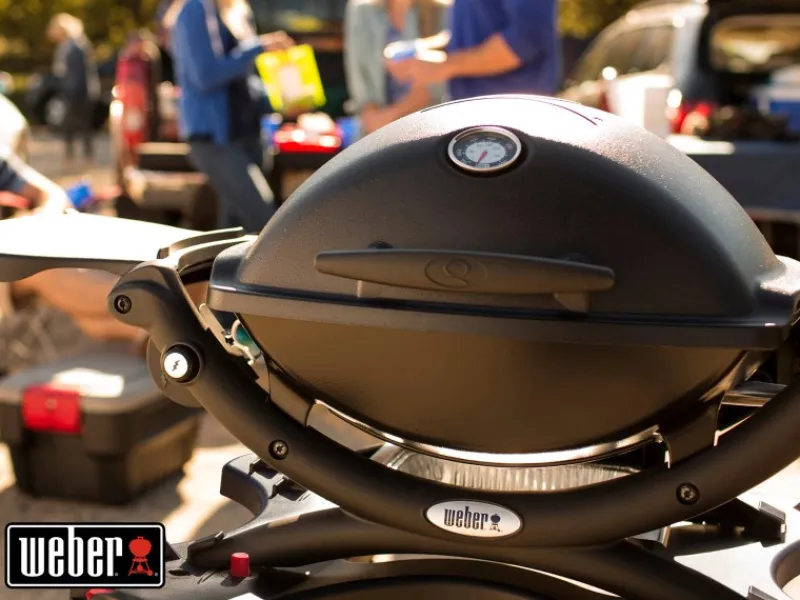 Gasgrill Q 1200 mit 1 Brenner & Rollwagen Schwarz*Weber Hot