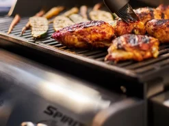 Weber Gasgrills|Gasgrill Spirit E-325 GBS mit 3 Brennern und Seitenbrenner Schwarz